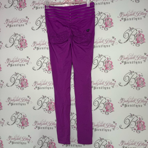 Cute booty lounge leggings pockets on back purple heart holographic logo scrunch - Picture 3 of 11